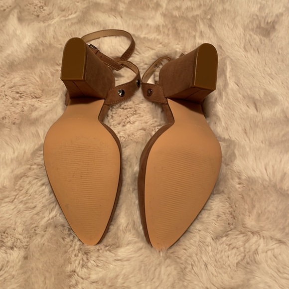 Nine West block heels- size 7 1/2-  color Tan suede - Picture 6 of 6